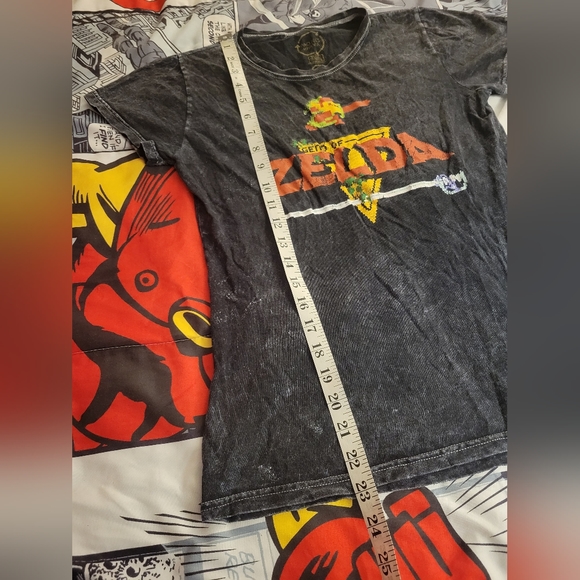 Nintendo Legend of Zelda Link Shirt - Picture 9 of 9